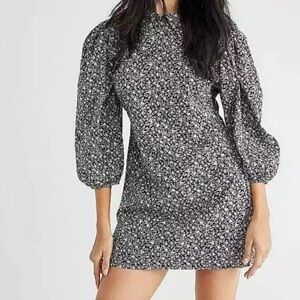 💮🩶🖤FREE PEOPLE MINI DRESS / THREE- QUARTER PUFF SLEEVES/ DARK FLORAL 🖤🩶👗